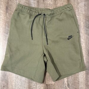 Nike Green tech fleece shorts